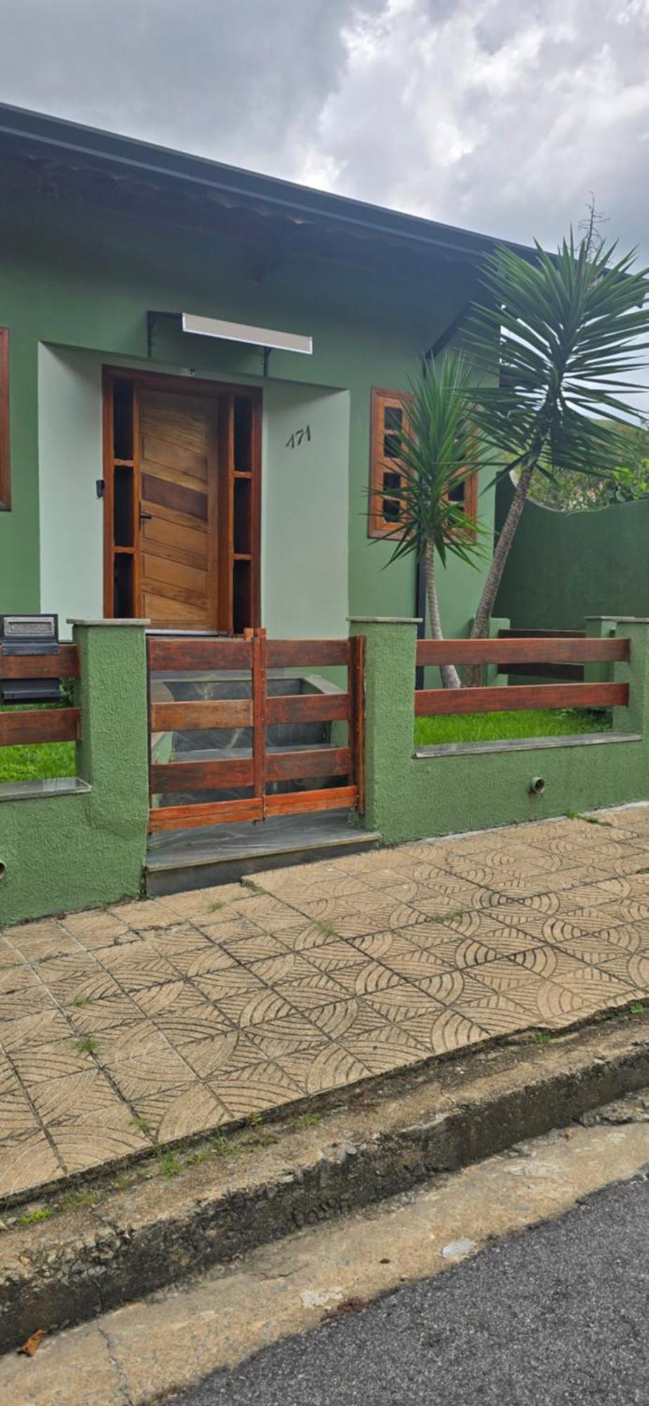 Casa Proximo Ao Centro Agradavel E Inteligente Βίλα Poços de Caldas Εξωτερικό φωτογραφία