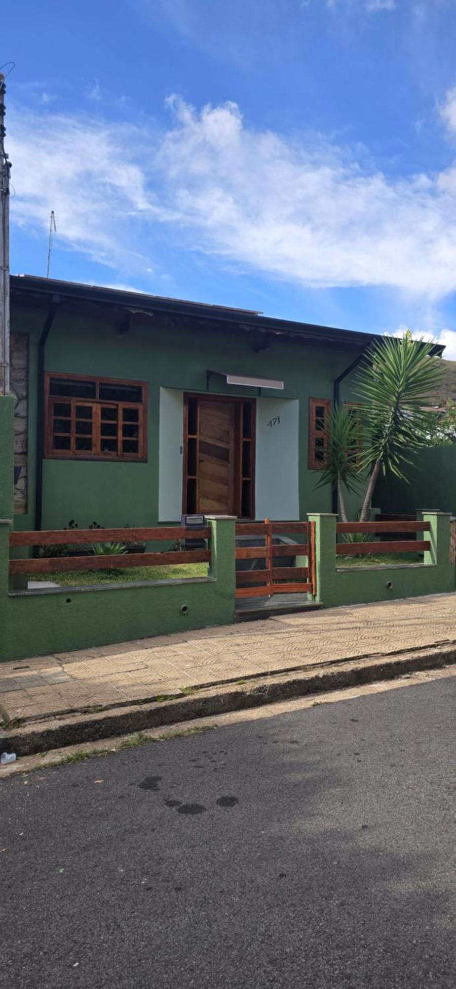 Casa Proximo Ao Centro Agradavel E Inteligente Βίλα Poços de Caldas Εξωτερικό φωτογραφία